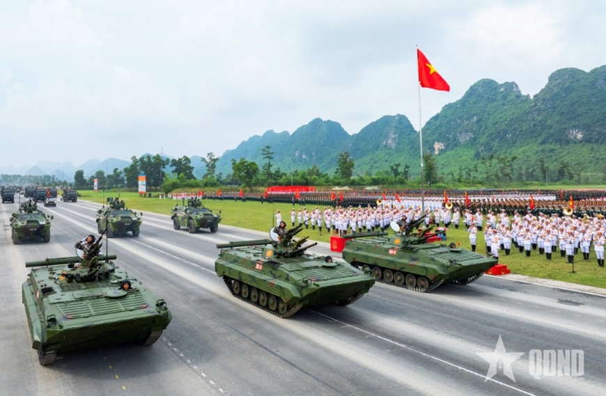 Xây dựng nền công nghiệp quốc phòng tự lực, tự cường, hiện đại